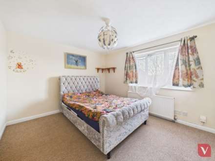 Oregon Way, Luton, Image 4