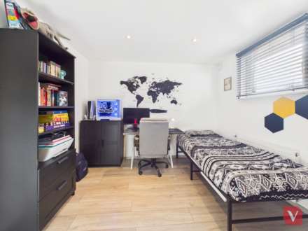 Guildford Street, Luton, Image 10