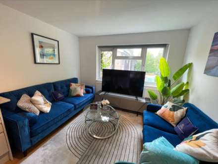 St Peters Way, New Bradwell, Image 3