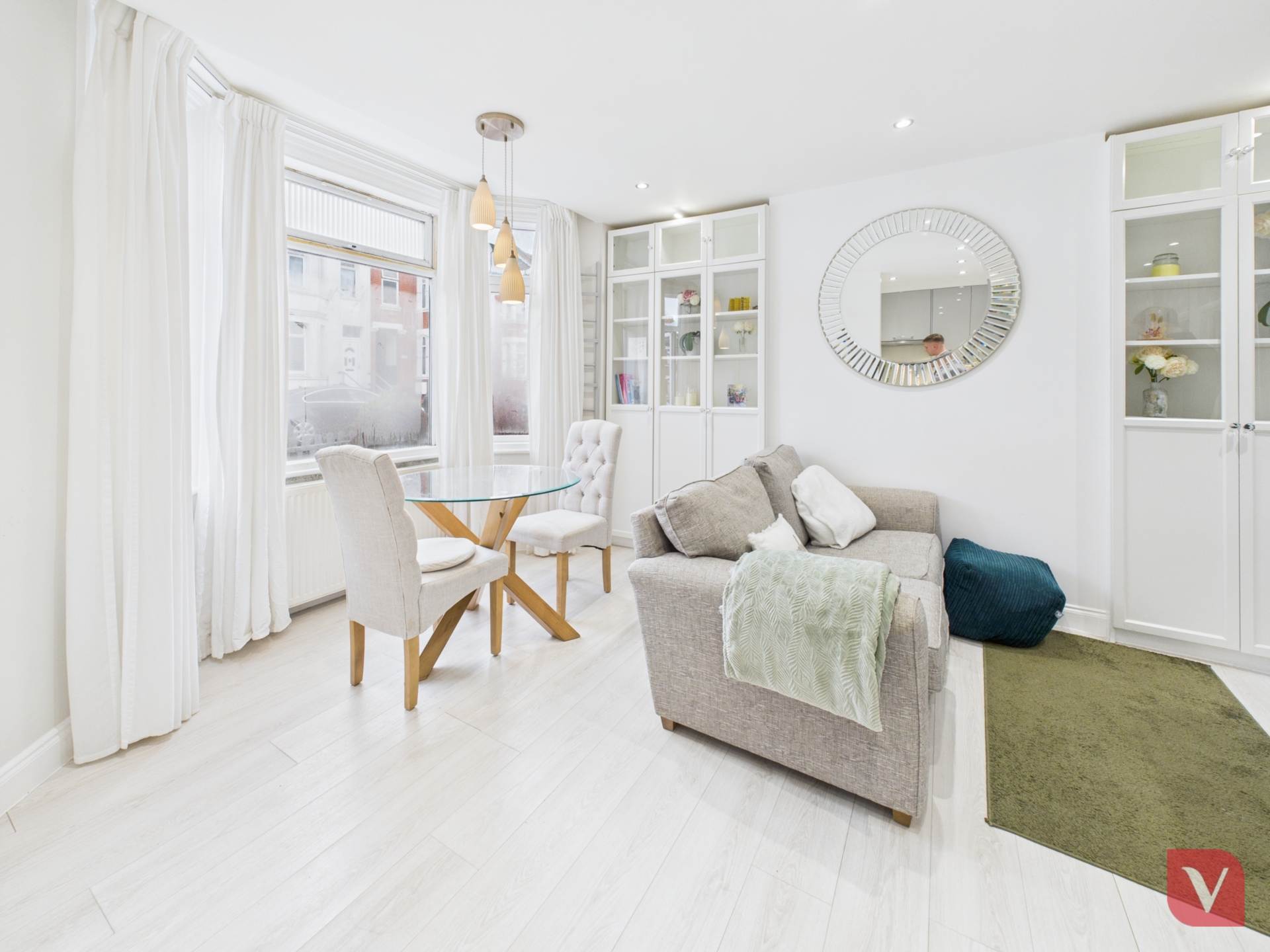 Hazelbury Crescent, Luton, Image 5