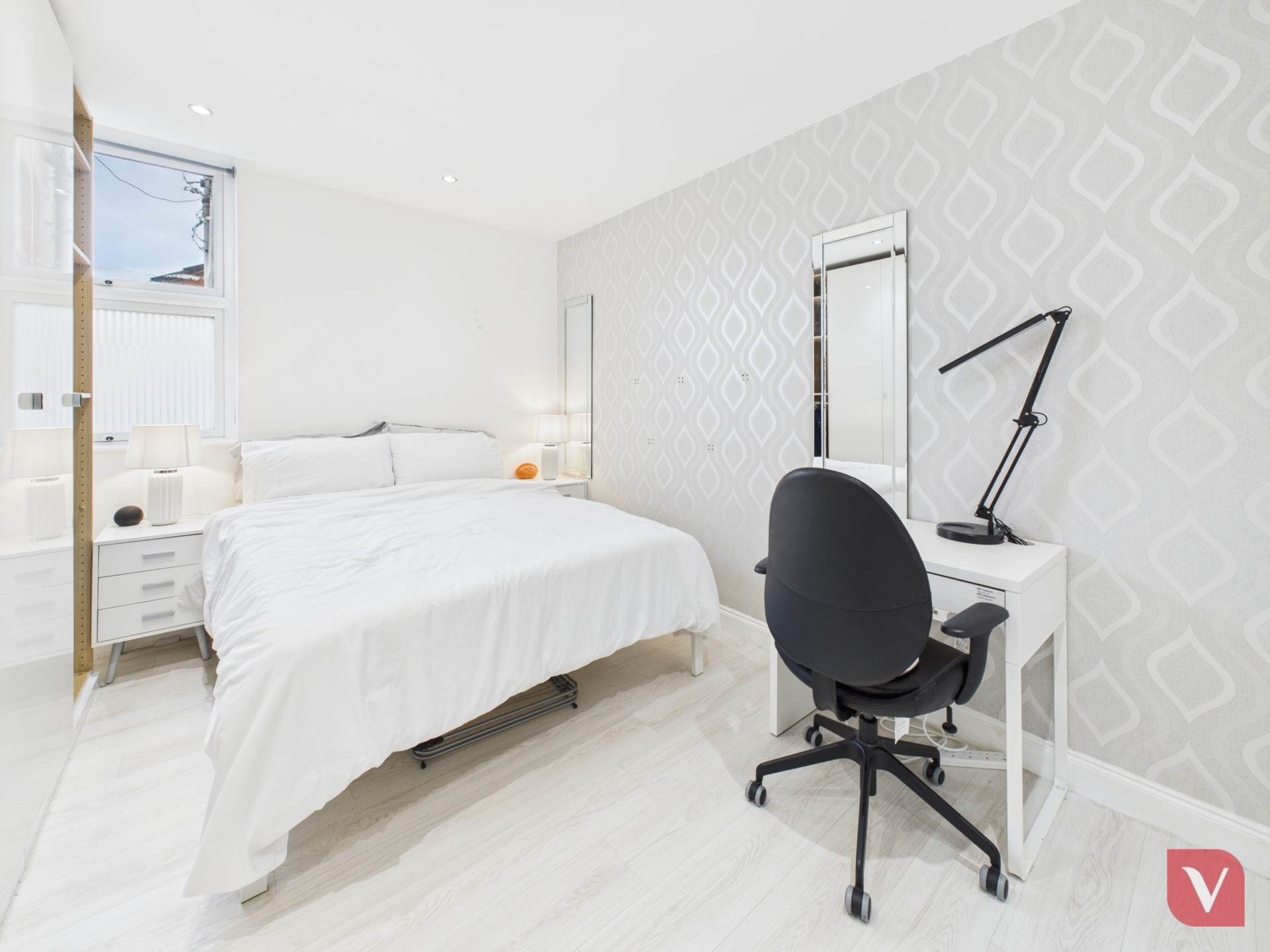 Hazelbury Crescent, Luton, Image 8