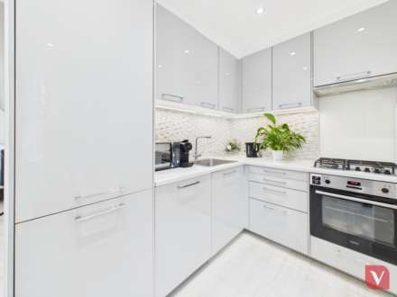 Hazelbury Crescent, Luton, Image 4