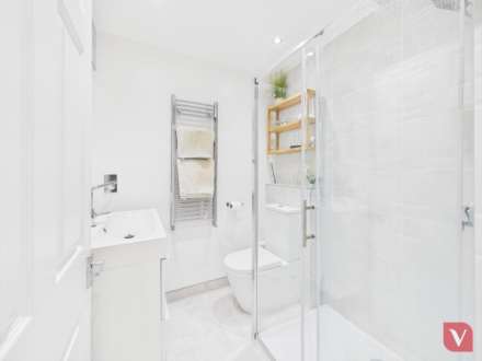 Hazelbury Crescent, Luton, Image 7