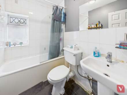 Hill Crescent, Brogborough, Image 10