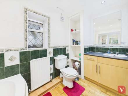 Hill Crescent, Brogborough, Image 6