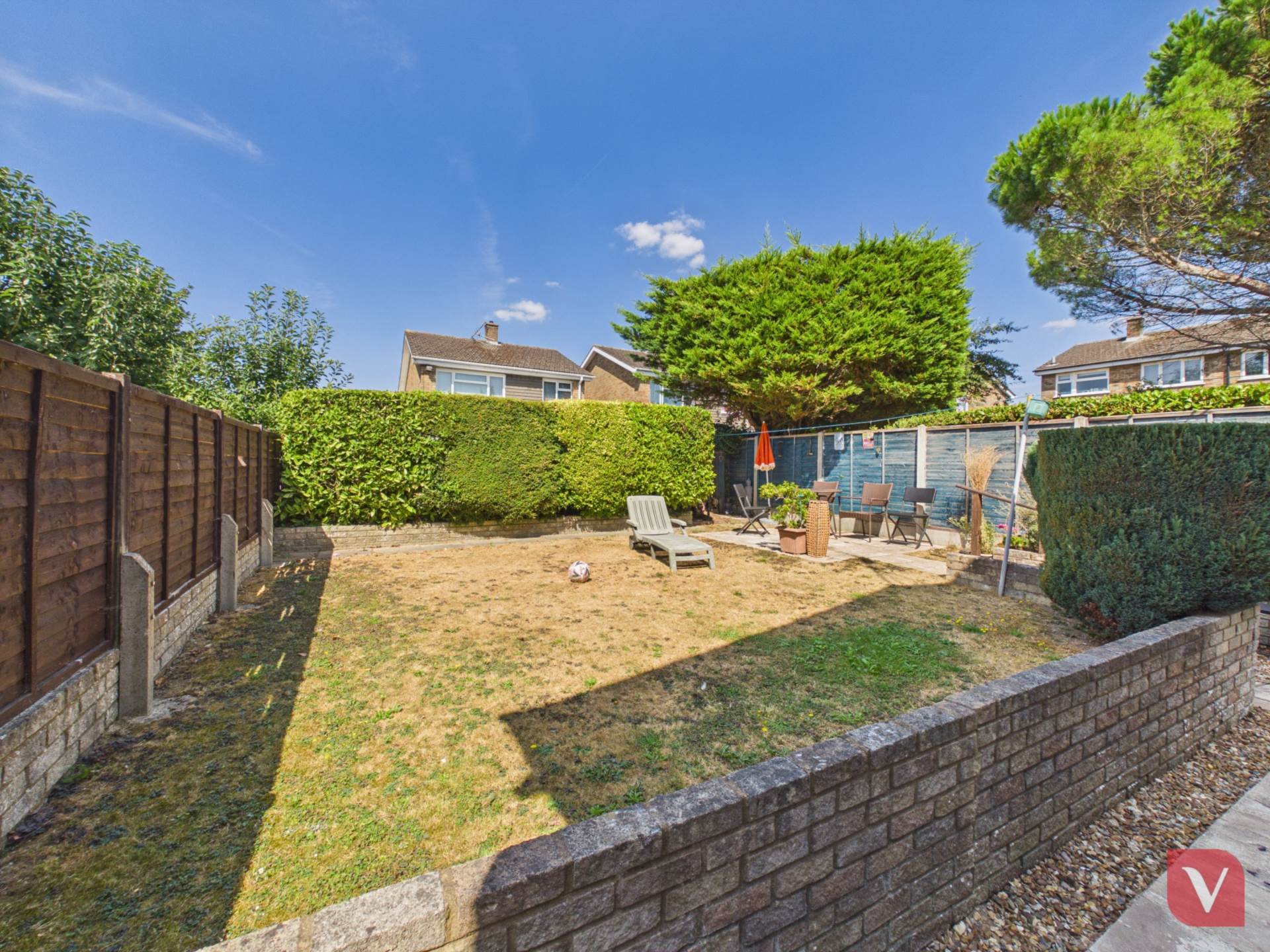Redgrave Gardens, Luton, Image 6