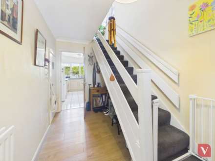 Redgrave Gardens, Luton, Image 5