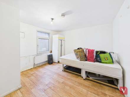 Inkerman Street, Luton, Image 9