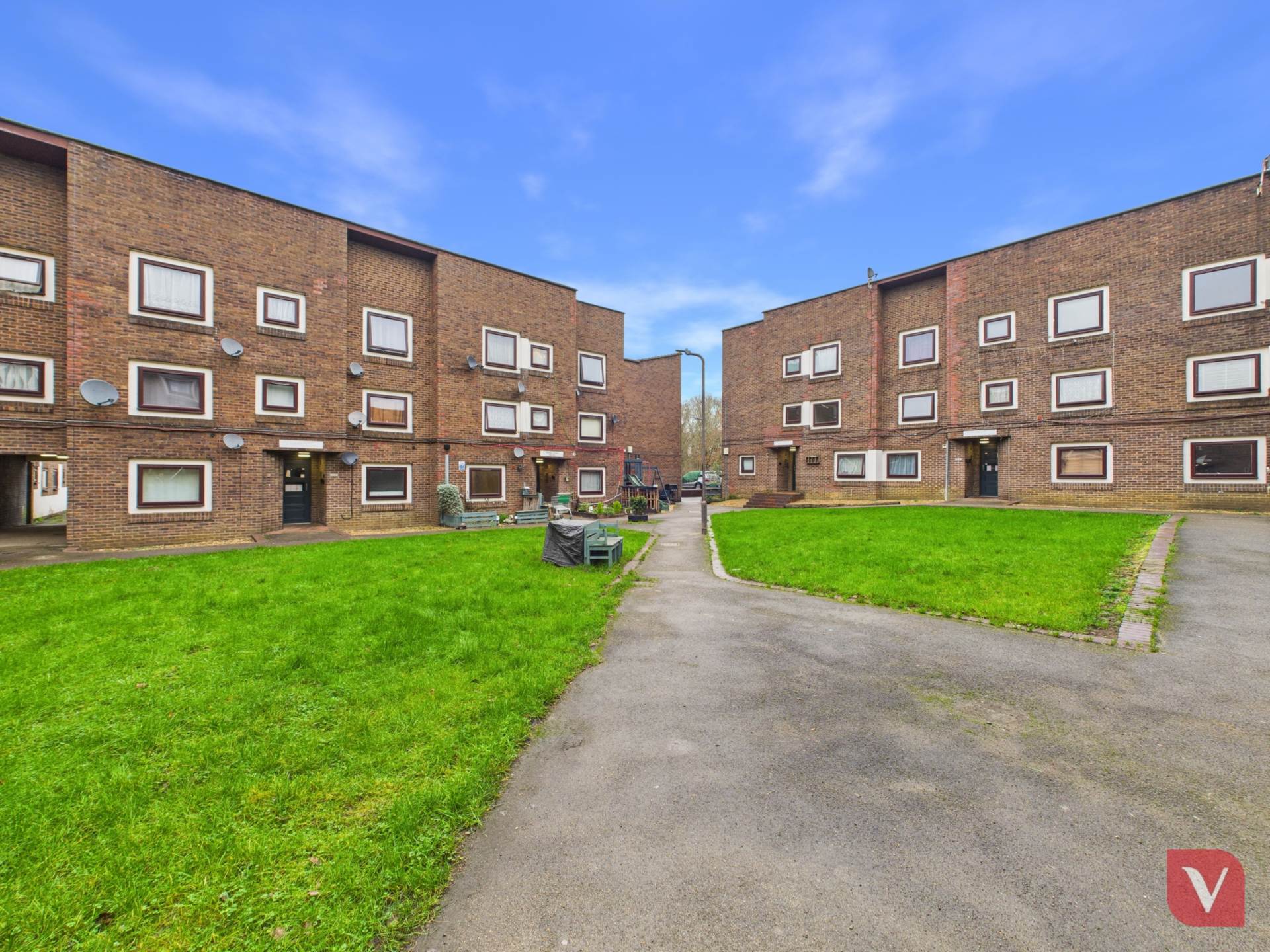 Granby Court, Bletchley, Image 11