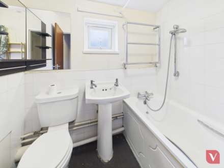 Granby Court, Bletchley, Image 10