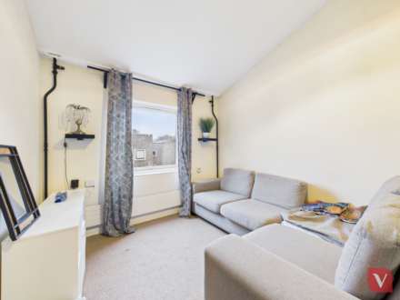 Granby Court, Bletchley, Image 2