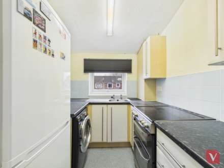 Granby Court, Bletchley, Image 6