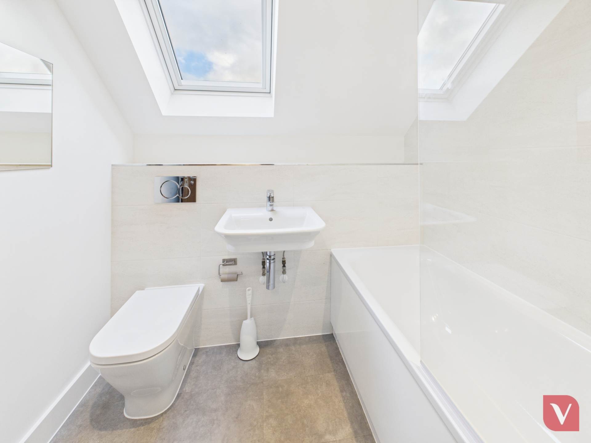 Campbell Wharf Marina, Frobisher Gate, Image 16