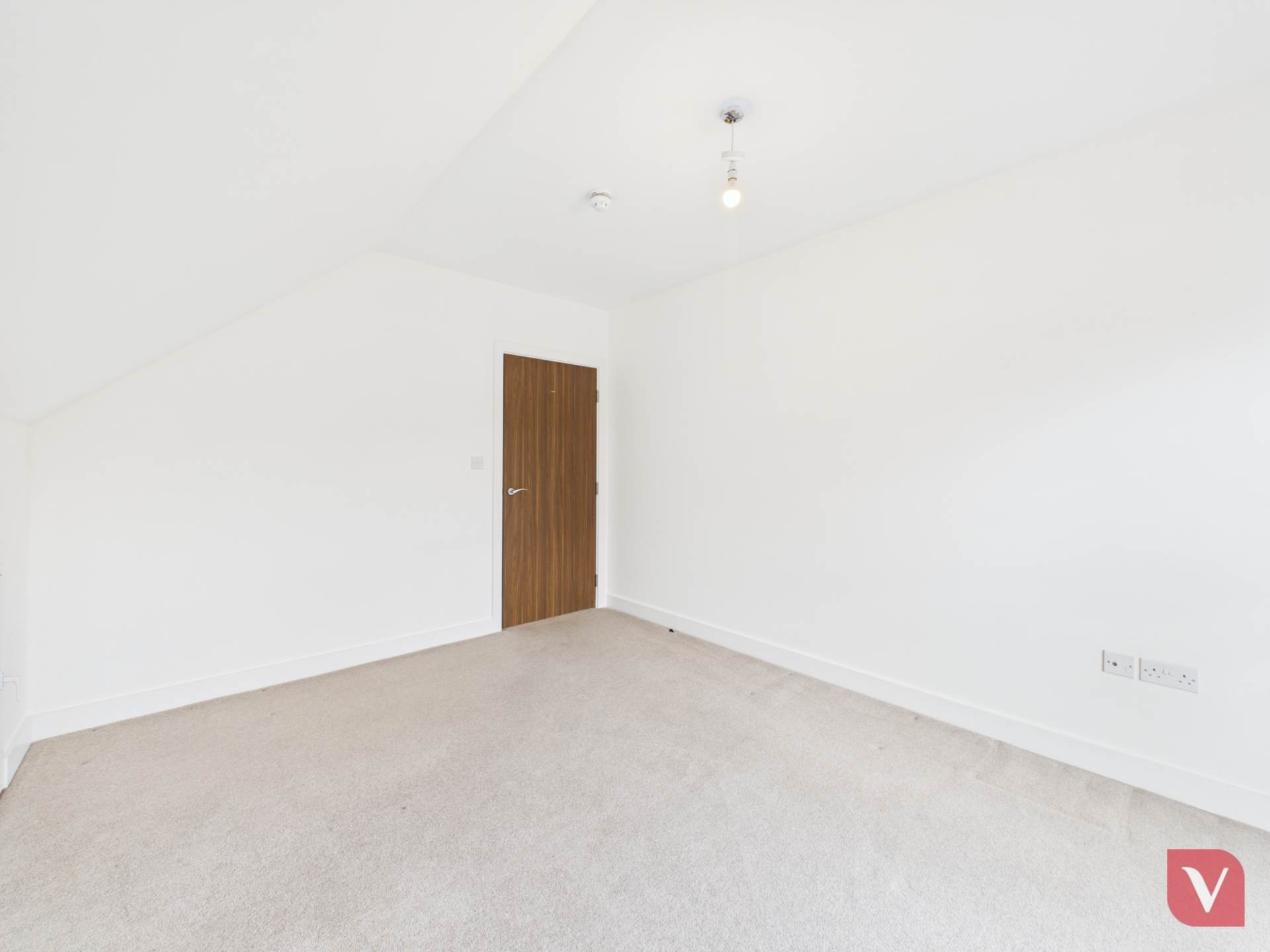 Campbell Wharf Marina, Frobisher Gate, Image 19