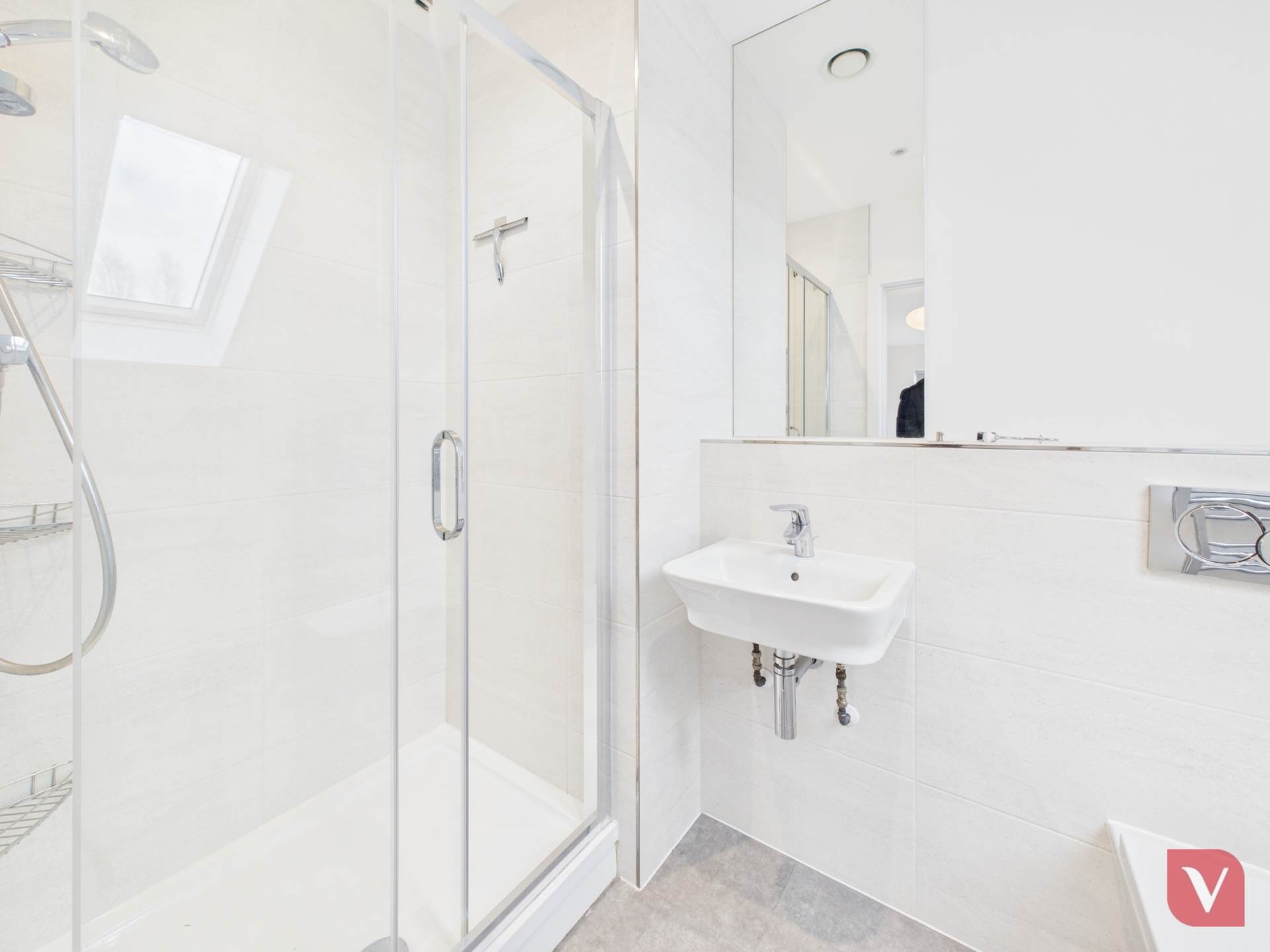 Campbell Wharf Marina, Frobisher Gate, Image 24