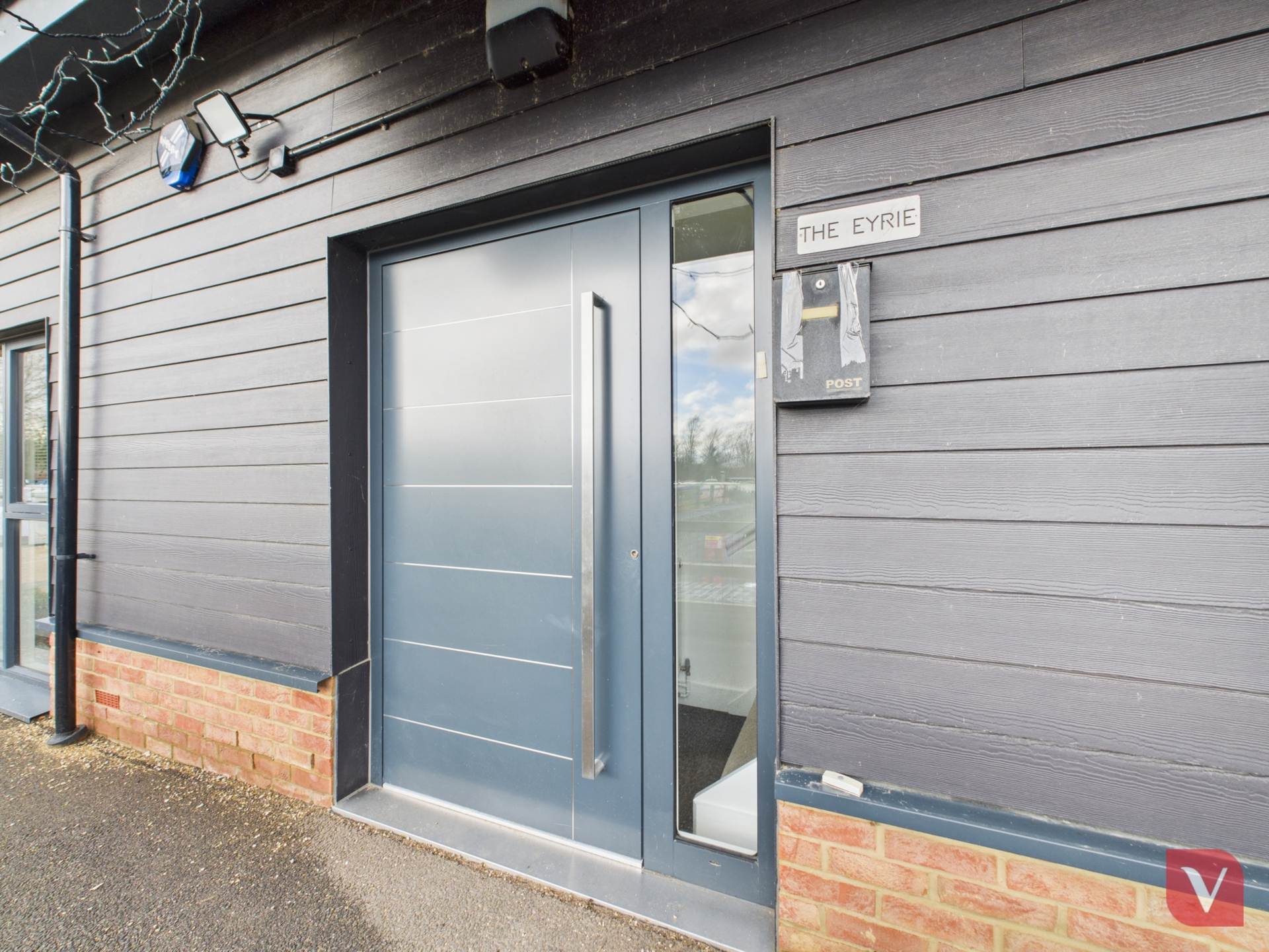 Campbell Wharf Marina, Frobisher Gate, Image 26