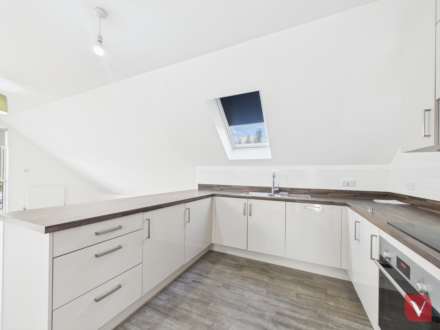 Campbell Wharf Marina, Frobisher Gate, Image 12