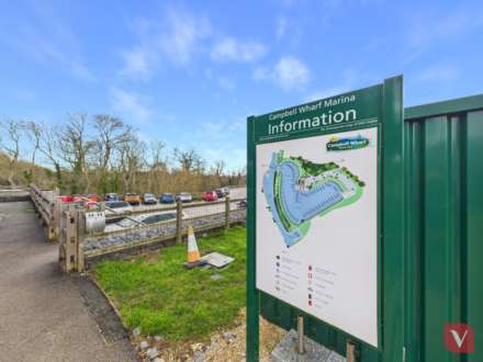 Campbell Wharf Marina, Frobisher Gate, Image 27