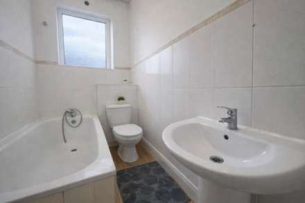 Victoria Street, Dunstable, Image 4