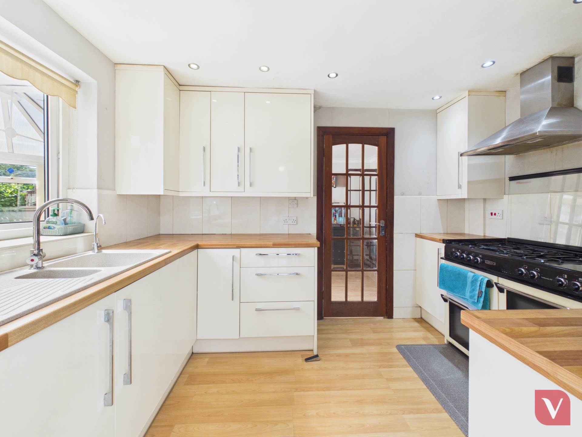 Turnpike Drive, Luton, Image 7
