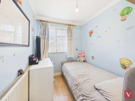 Turnpike Drive, Luton, Image 11