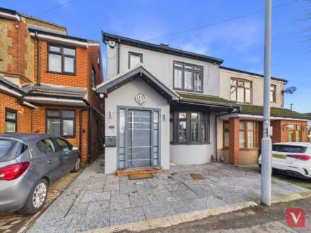 Biscot Road, Luton, Image 1