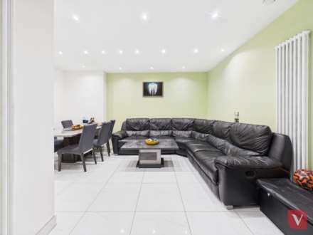 Biscot Road, Luton, Image 11