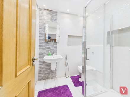 Biscot Road, Luton, Image 16