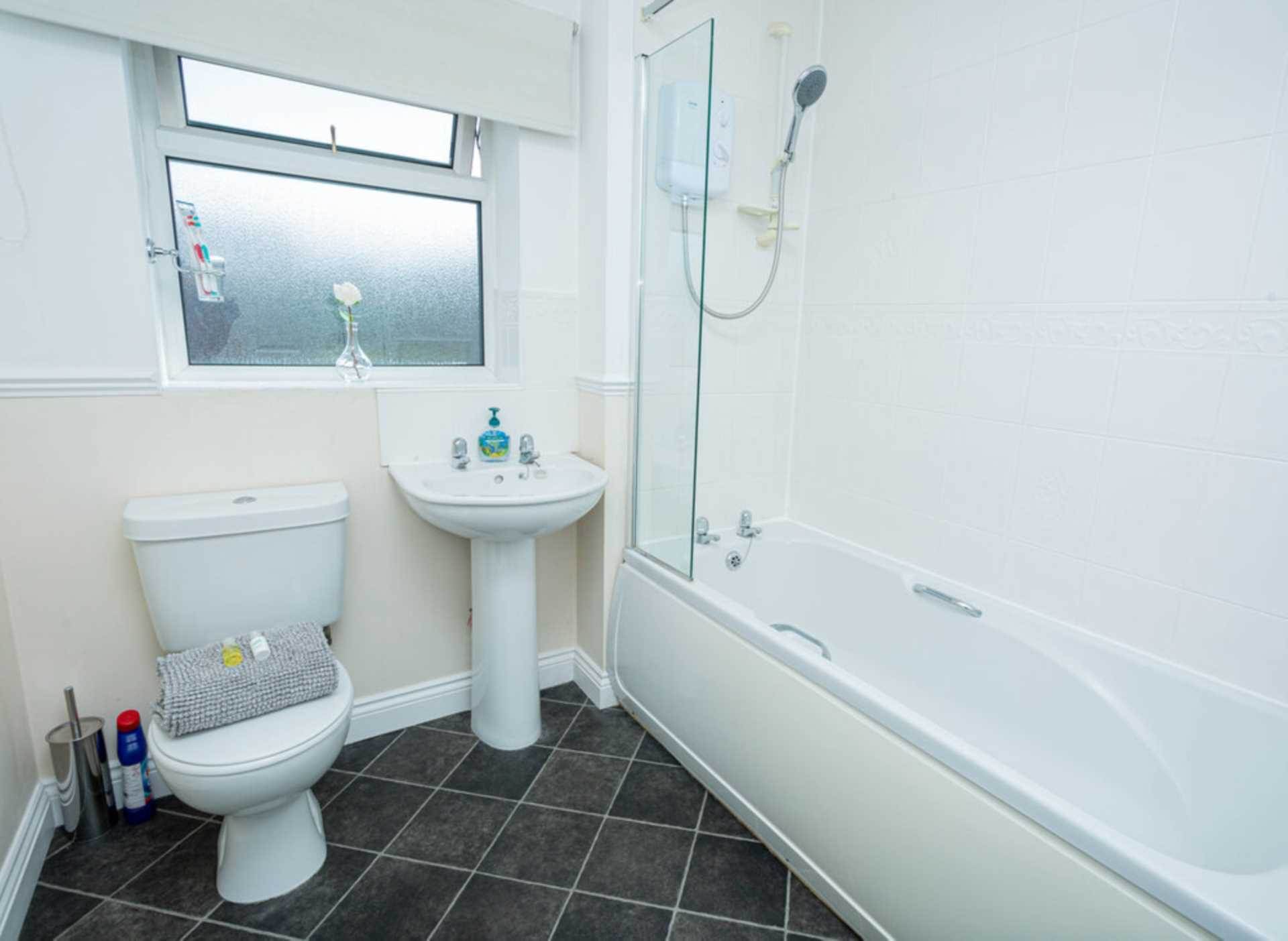 Fitzwilliam Court, Rushden, Image 2