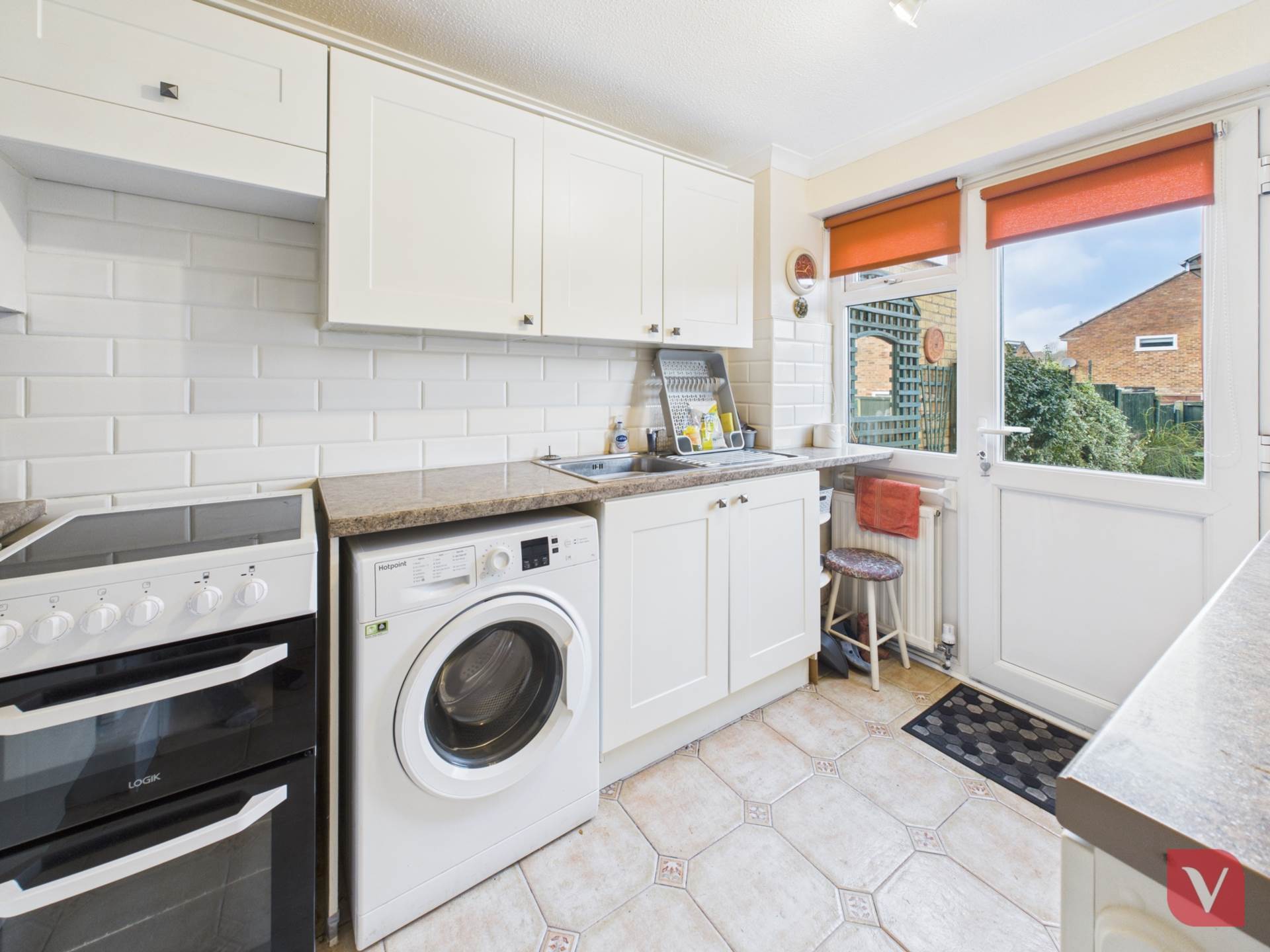 Holgate Drive, Luton, Image 2