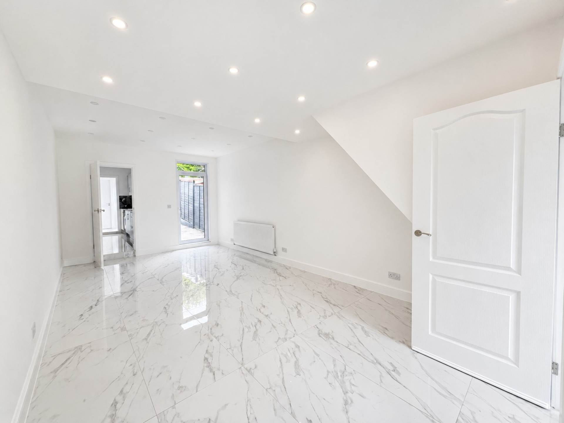 Ferndale Road, Luton, Image 4