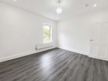 Ferndale Road, Luton, Image 13