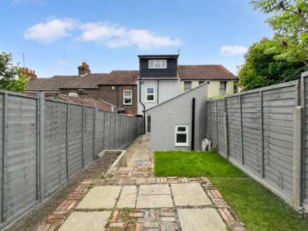 Ferndale Road, Luton, Image 17