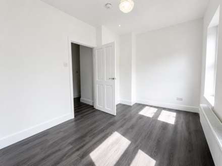 Ferndale Road, Luton, Image 9