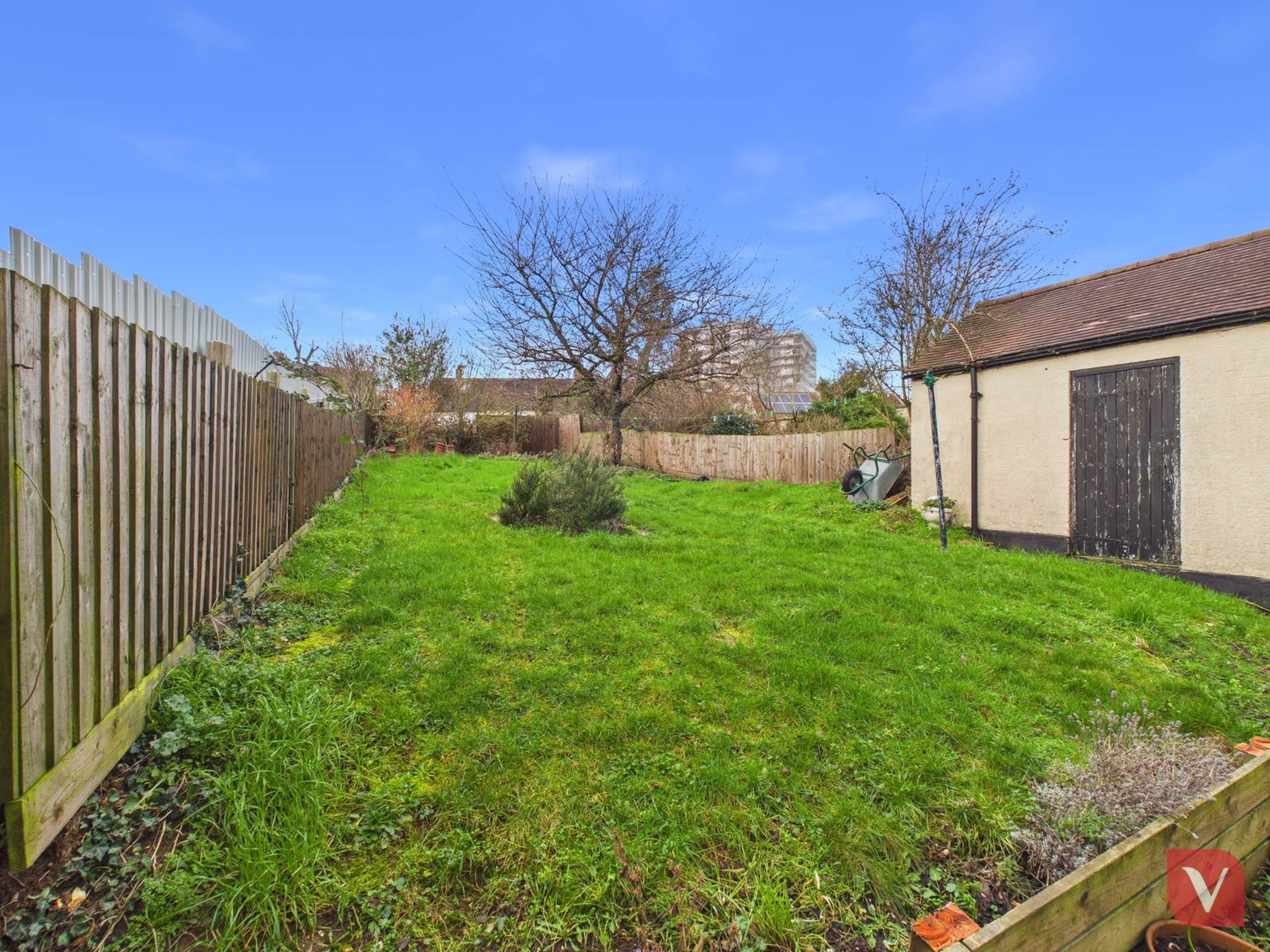 Saltfield Crescent, Luton, Image 12