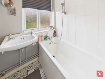 Saltfield Crescent, Luton, Image 11