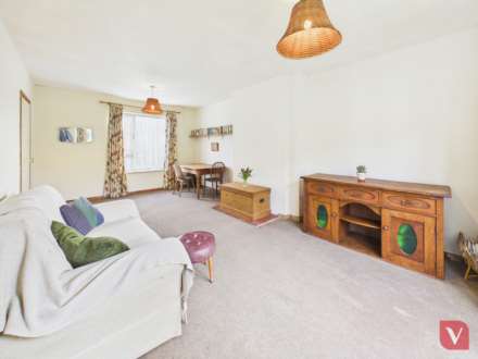 Saltfield Crescent, Luton, Image 7