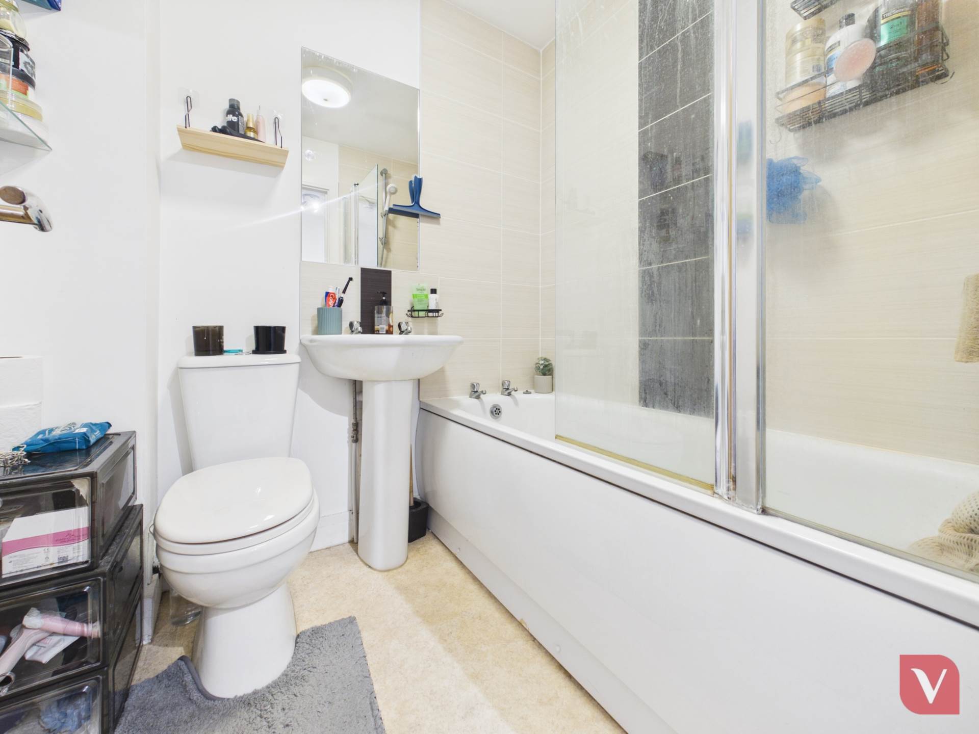 Thornhill Place, Luton, Image 12