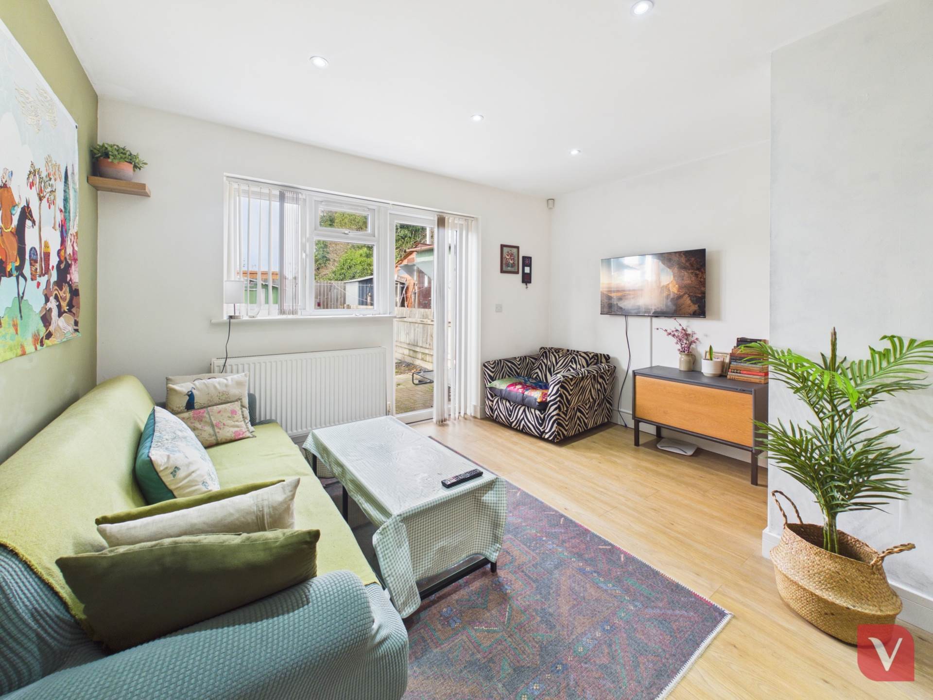 Thornhill Place, Luton, Image 3