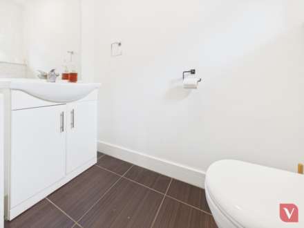 Thornhill Place, Luton, Image 6