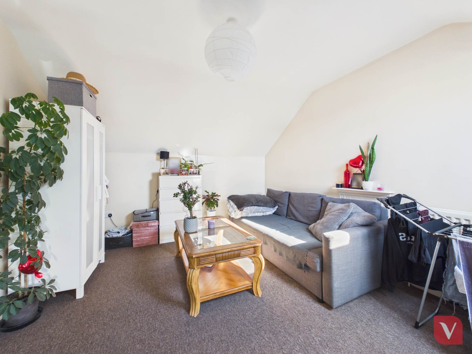 High Street South, Dunstable, Image 18