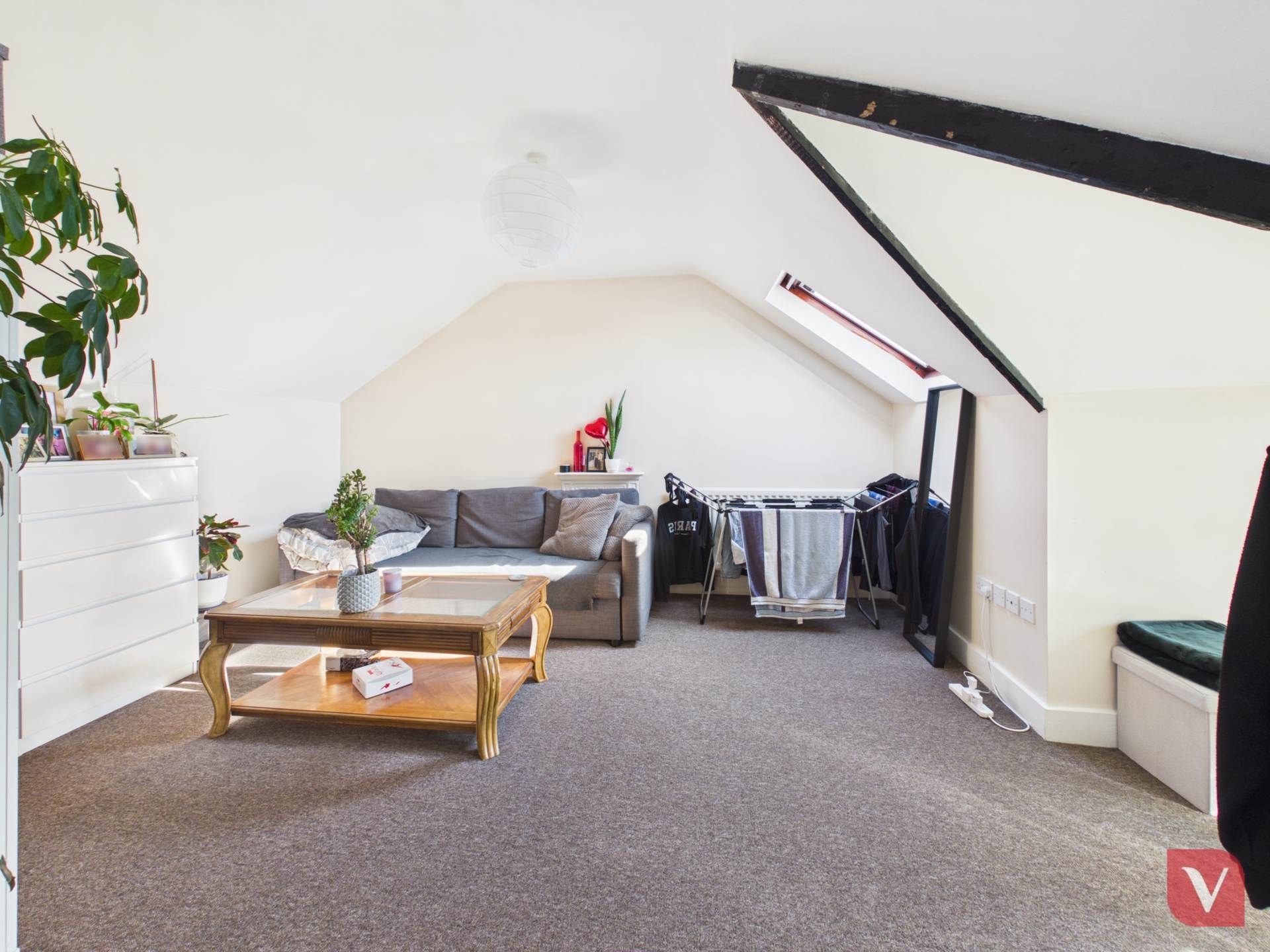 High Street South, Dunstable, Image 19