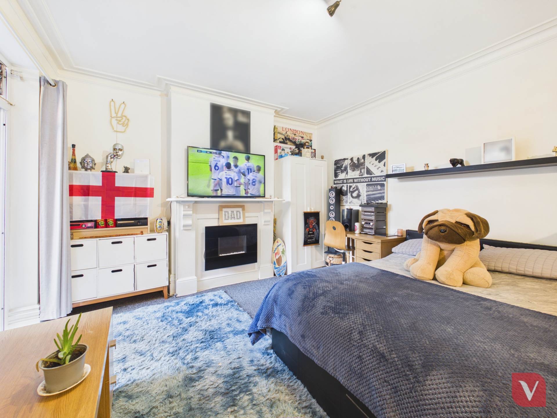 High Street South, Dunstable, Image 6