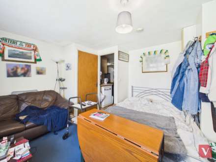 High Street South, Dunstable, Image 9