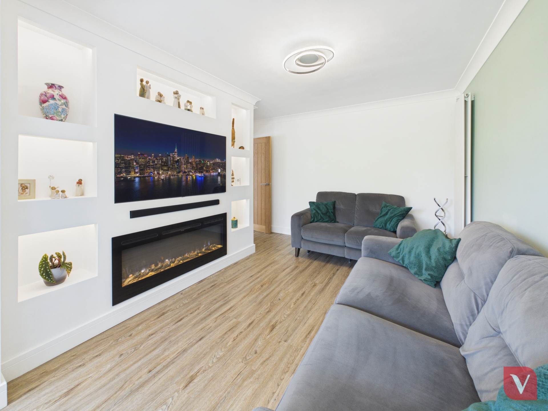 Cheviot Close, Luton, Image 4