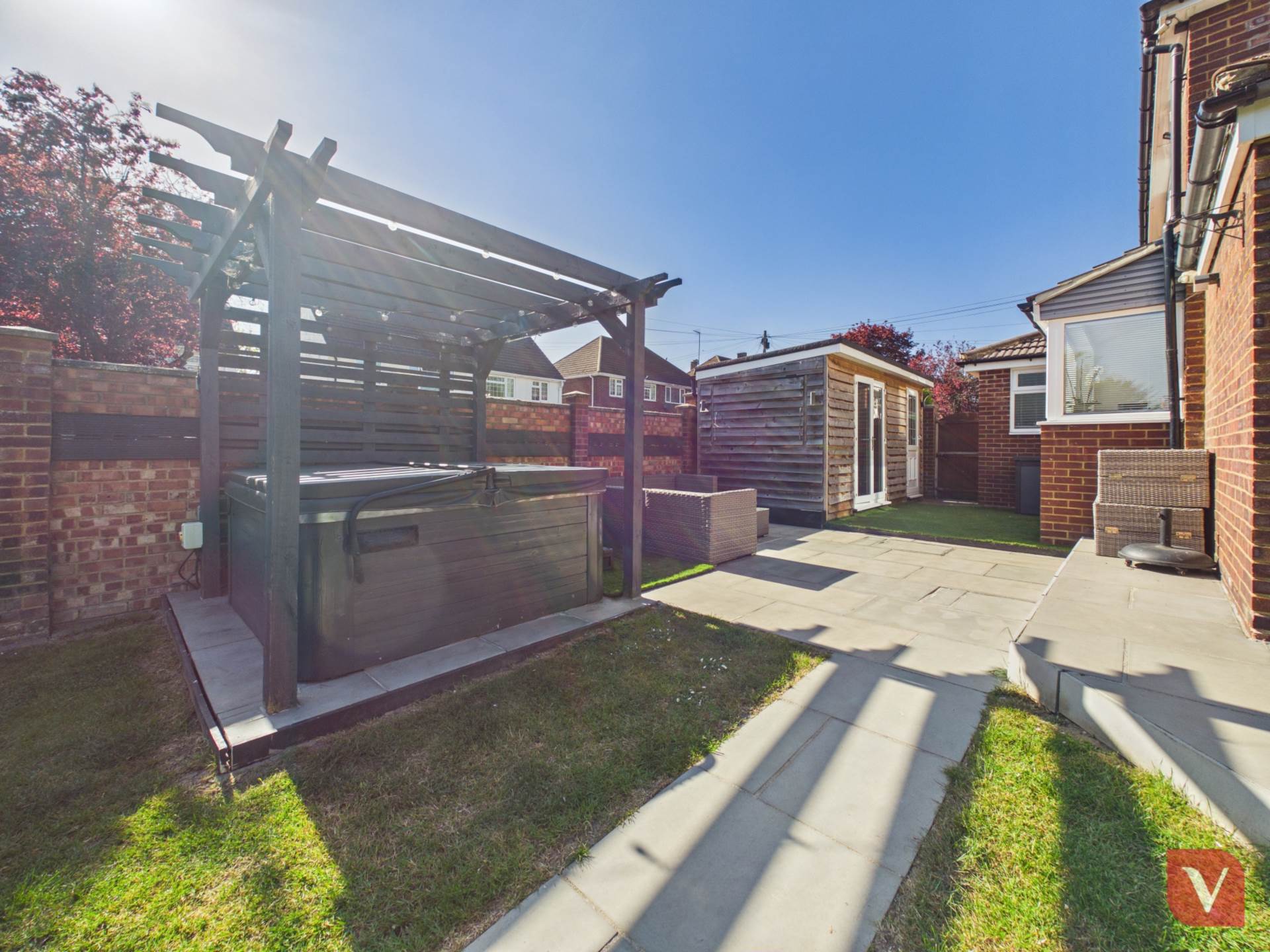 Cheviot Close, Luton, Image 8