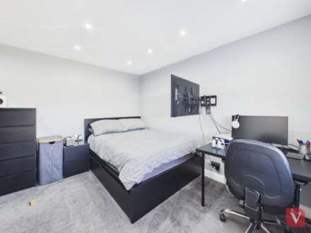 Cheviot Close, Luton, Image 11