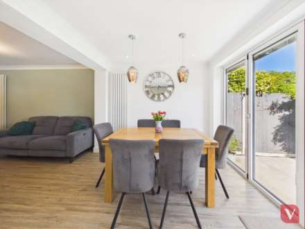 Cheviot Close, Luton, Image 12