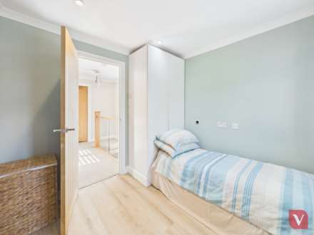 Cheviot Close, Luton, Image 17