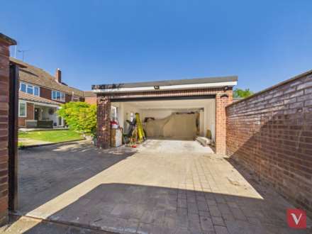 Cheviot Close, Luton, Image 22